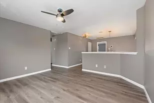 1518 Weiland Manor Ln, Houston, TX 77073 - Photo 9