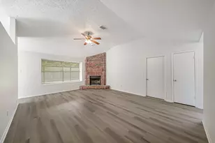 16897 Blue Jay St, Conroe, TX 77385 - Photo 9