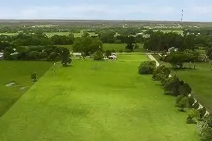 10151 Pless Rd, Cat Spring, TX 78933 - Photo 7