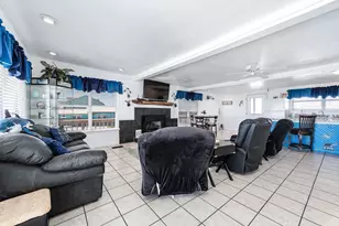 1929 County Rd 230, Sargent, TX 77414 - Photo 11