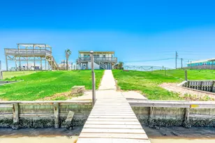 1929 County Rd 230, Sargent, TX 77414 - Photo 37