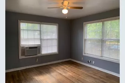 1025 6th Street, Hempstead, TX 77445 - Photo 7