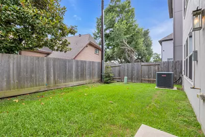 10607 Centre Forest Drive, Houston, TX 77043 - Photo 39