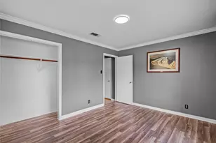 8565 Ridgepoint Dr, Houston, TX 77055 - Photo 35