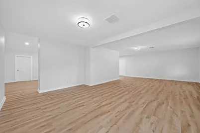 6418 Standing Oaks Street, Houston, TX 77050 - Photo 5
