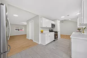 6418 Standing Oaks St, Houston, TX 77050 - Photo 3