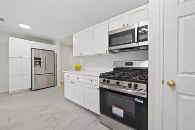 6418 Standing Oaks Street, Houston, TX 77050 - Photo 9