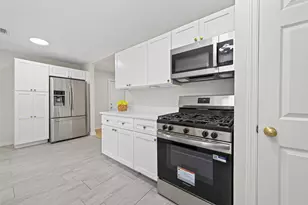 6418 Standing Oaks St, Houston, TX 77050 - Photo 9