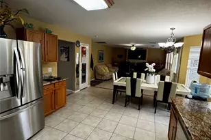 16102 Flatridge Ct, Houston, TX 77083 - Photo 9