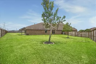9242 Holloway Cliff Ln, Cypress, TX 77433 - Photo 27
