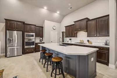 9242 Holloway Cliff Lane, Cypress, TX 77433 - Photo 5