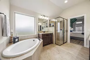9242 Holloway Cliff Ln, Cypress, TX 77433 - Photo 15