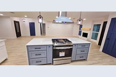18630 Prince William Lane, Houston, TX 77058 - Photo 11