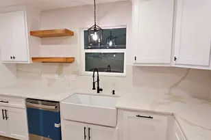 18630 Prince William Ln, Houston, TX 77058 - Photo 7