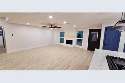 18630 Prince William Lane, Houston, TX 77058 - Photo 13