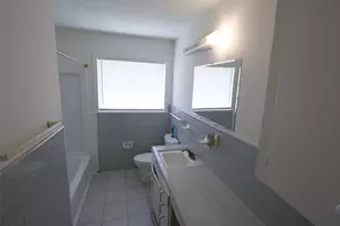 5231 Beechnut St, Houston, TX 77096 - Photo 29
