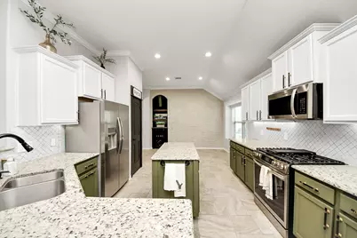 3825 Enchanted Timbers Lane, Spring, TX 77386 - Photo 7