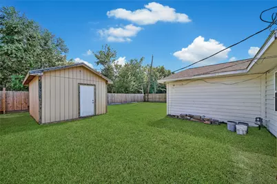 3206 New Meadow Drive, Baytown, TX 77521 - Photo 15