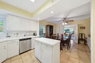 1801 Lexington St, Houston, TX 77098 - Photo 11