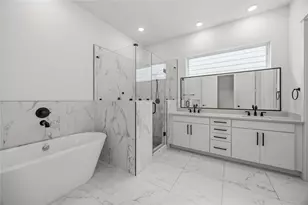 9024 Wellspring Dr, Houston, TX 77080 - Photo 15