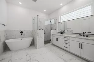 9024 Wellspring Dr, Houston, TX 77080 - Photo 13