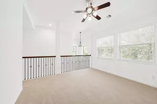 5 Cheswood Manor Drive, The Woodlands, TX 77382 - Photo 9