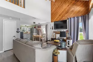 10496 Summit Dr, Willis, TX 77318 - Photo 3