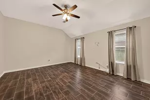 1303 S Teal Estates Cir, Fresno, TX 77545 - Photo 25