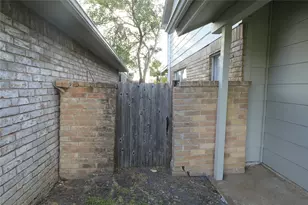 6573 Briar Bayou Dr, Houston, TX 77072 - Photo 7