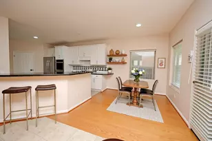 611 Woodcastle Bend, Houston, TX 77094 - Photo 9