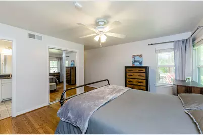8323 Lorrie Drive, Houston, TX 77025 - Photo 25