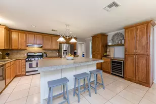 8323 Lorrie Dr, Houston, TX 77025 - Photo 13