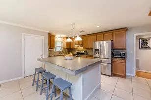 8323 Lorrie Dr, Houston, TX 77025 - Photo 11