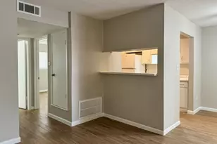 2101 6th Ave N, Texas City, TX 77590 - Photo 1