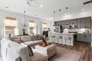 5202 Pinemont Creek Ln, Houston, TX 77018 - Photo 1