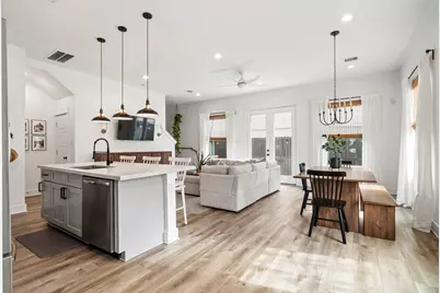 5202 Pinemont Creek Lane, Houston, TX 77018 - Photo 7