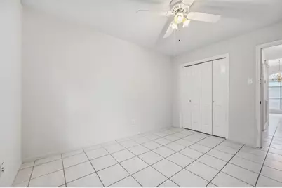 9619 E Withers Way Circle, Houston, TX 77065 - Photo 39