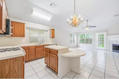 9619 E Withers Way Circle, Houston, TX 77065 - Photo 23