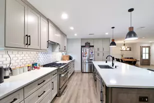 6039 McKnight St, Houston, TX 77035 - Photo 7