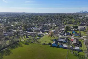 1717 Cresline St, Houston, TX 77093 - Photo 25