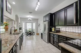 203 Antelope Dr, Crosby, TX 77532 - Photo 3