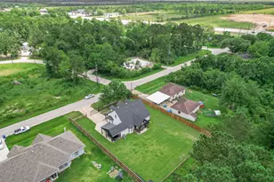 203 Antelope Dr, Crosby, TX 77532 - Photo 5