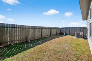 6508 Macroom Meadows Ln, Houston, TX 77048 - Photo 3