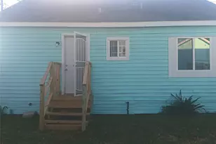 318 7th St N, Texas City, TX 77590 - Photo 11