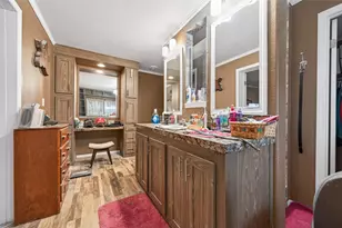 3588 Center Hill Rd, Bellville, TX 77418 - Photo 23