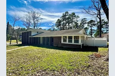 200 Broken Bough Lane, Conroe, TX 77304 - Photo 7