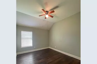 854 Skyspring Lane, League City, TX 77573 - Photo 7