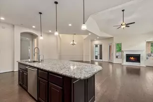 23034 Creek Park Dr, Spring, TX 77389 - Photo 11