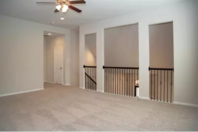 4902 Thunder Creek Lane, Sugar Land, TX 77479 - Photo 19