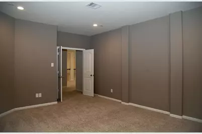 4902 Thunder Creek Lane, Sugar Land, TX 77479 - Photo 23